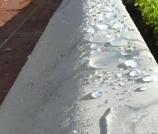 乌什硅烷浸渍涂料在混凝土保护中的应用